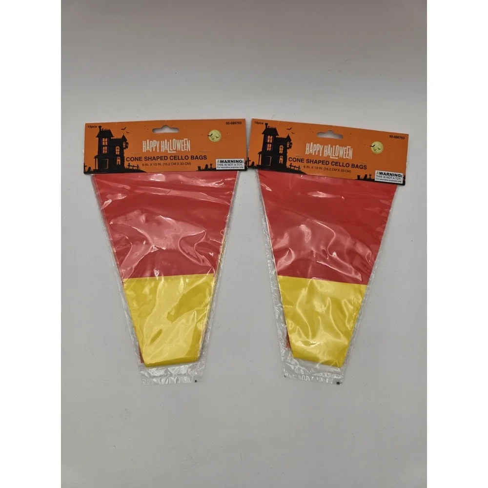 30 Halloween‎ Cellophane Treat Bags Candy Corn Cone Shape Cello Twist Tie
